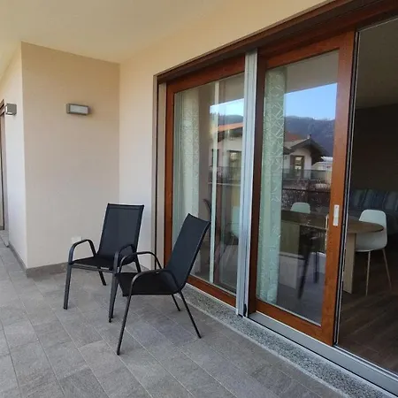 Appartamenti Del Borgo Borgosesia Habitación foto
